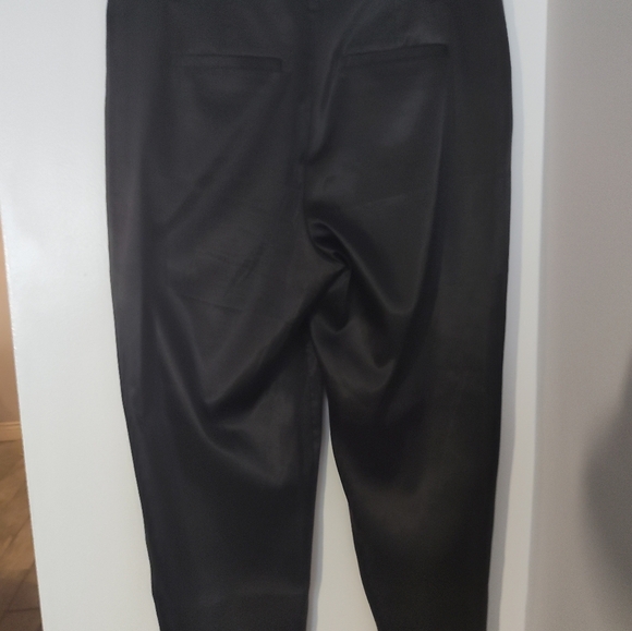 GAP Black Women's Satin  girlfriend Cropped Pants size 10r #206 - Picture 3 of 3